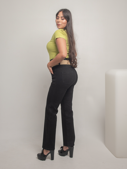Lili Negro Profundo